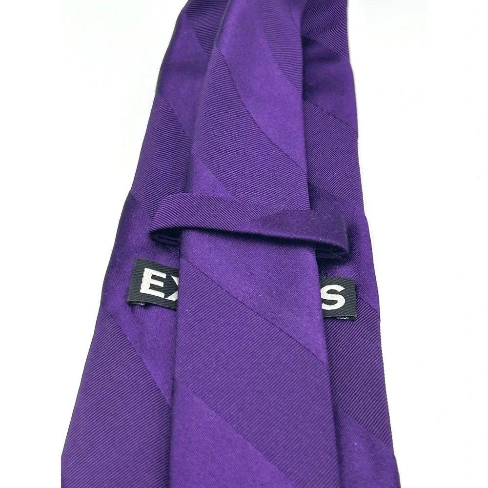 Express Men's Neck Tie Purple on Purple Textured‎ Stripe 3.5 Width 60 Length